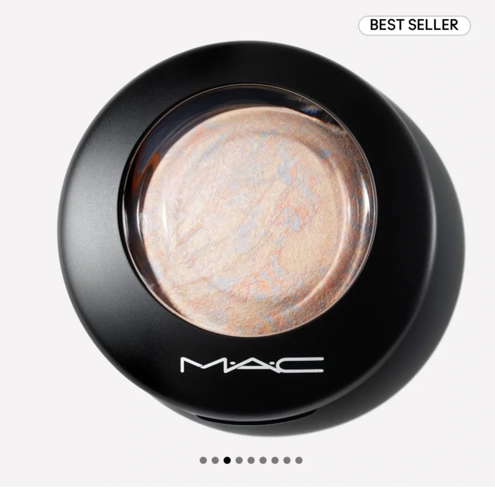 New MAC Mineralize highlighter skinfinish Lightscape